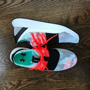 New Size 10 Under Armour Shoes